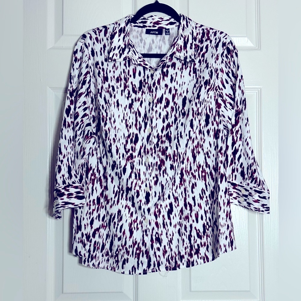 Apt. 9 Black and White 3/4 Sleeve Button Down Shirt - Picture 4 of 11